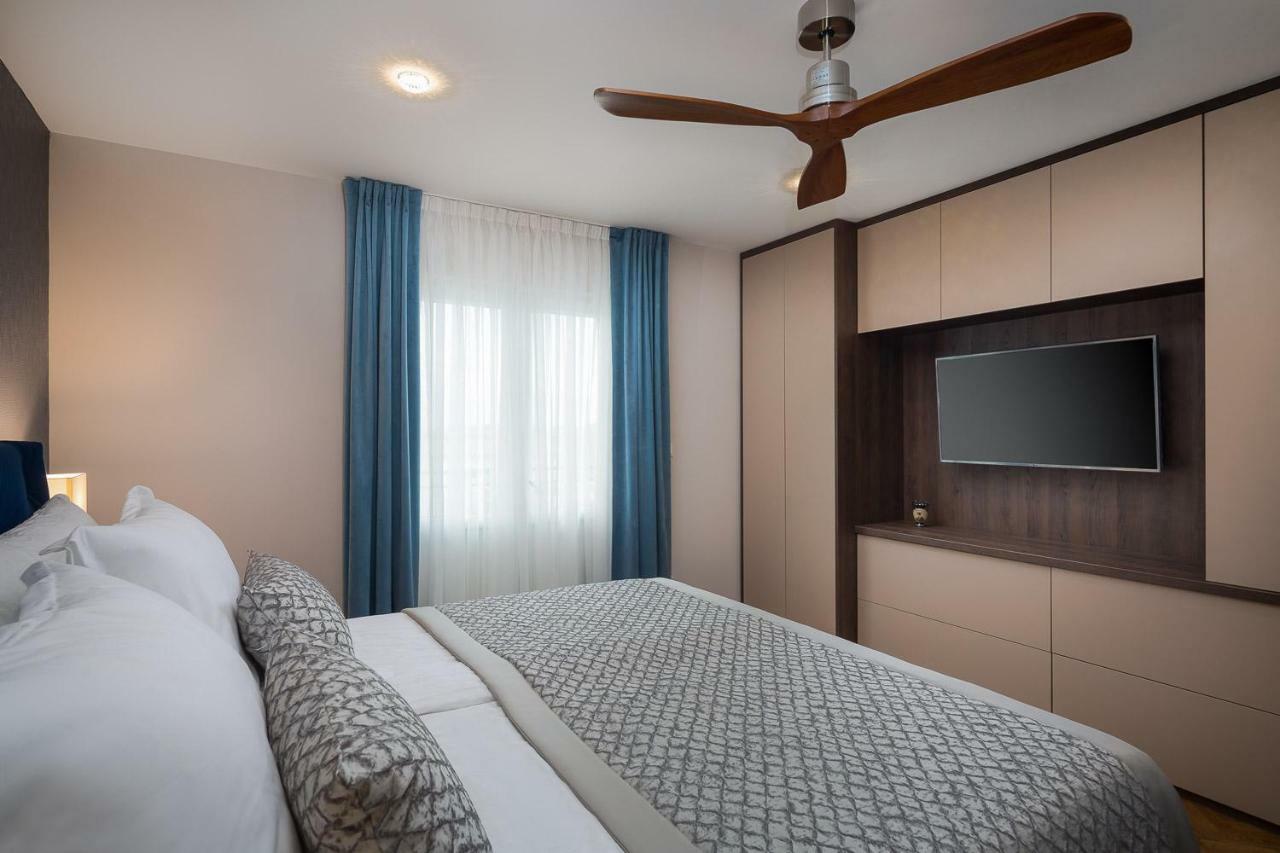 Villa Mater - Luxuriously Equipped Villa With A 15M Long Swimming Pool Žrnovnica Εξωτερικό φωτογραφία